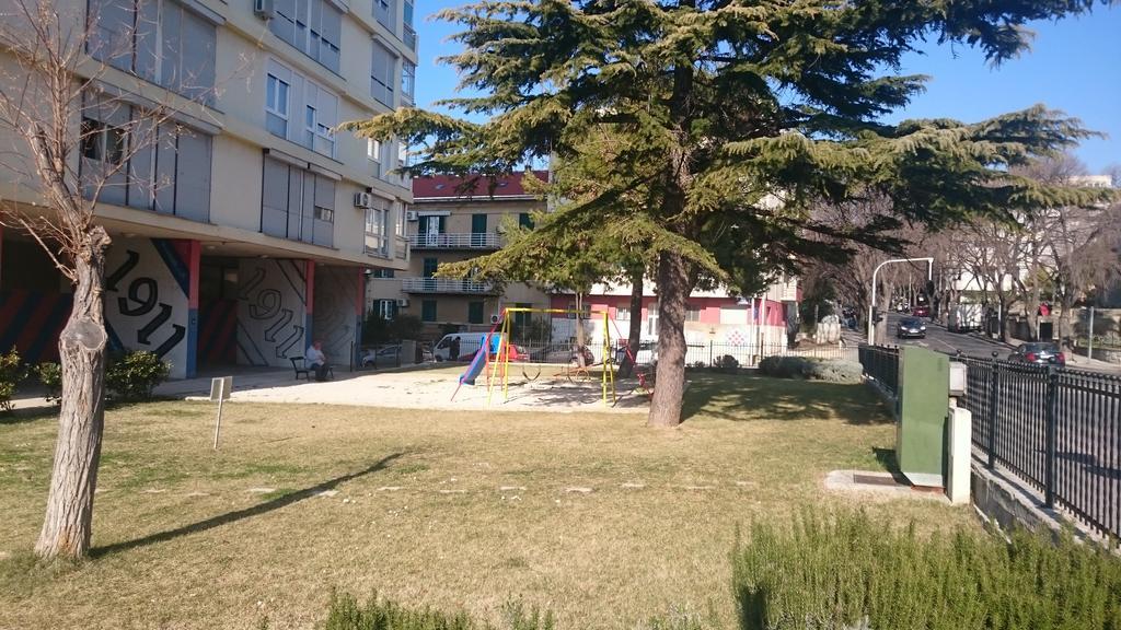 Apartment Maka Спліт Екстер'єр фото